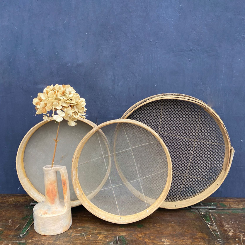Wooden Garden Sieve | Fine Mesh