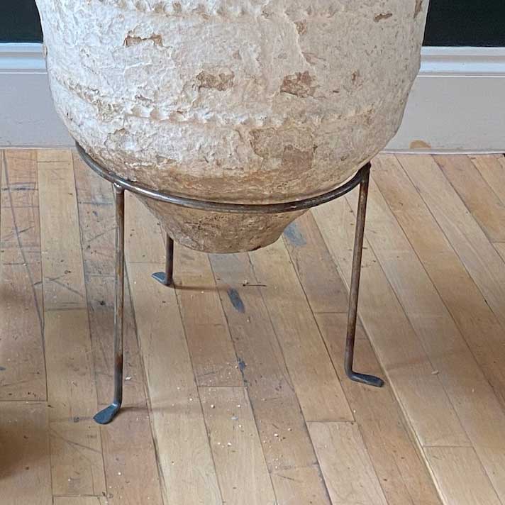 urn stand