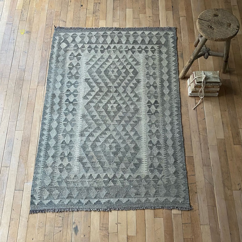 Handwoven Kilim rug | Arthur 148 x 104cm