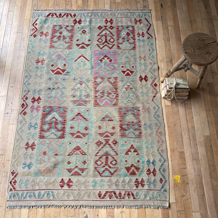 Handwoven Kilim rug | Betty 186 x 124 cm