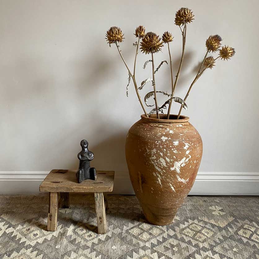 ANTIQUE URN | Clare
