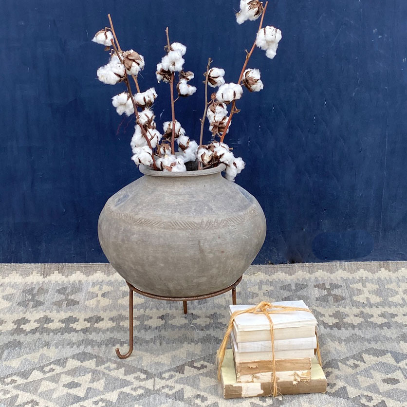 ANTIQUE INDIAN CLAY KILN POT | LARGE