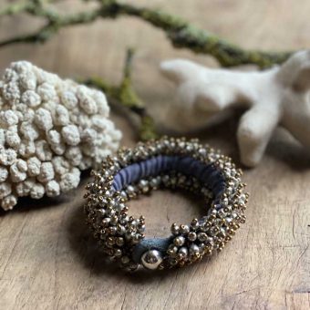 Ethnic beaded bracelet | Grey