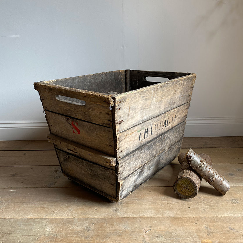 Antique French Champagne Trug | Black Lettering