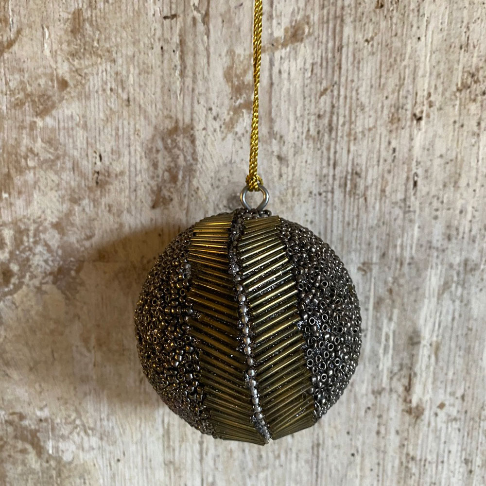 Beaded Bauble One Line 7cm