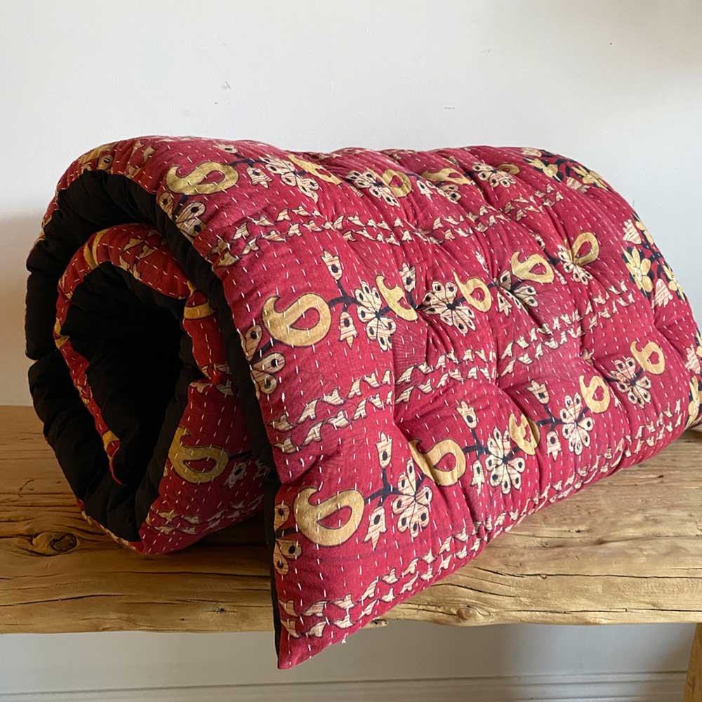 Vintage Sari Kantha mattress | Abya