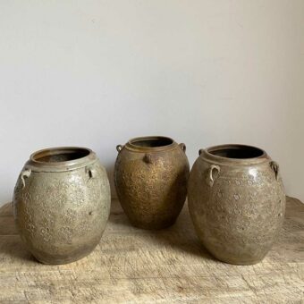 Oriental Antique Floral Motif Pot | Handles