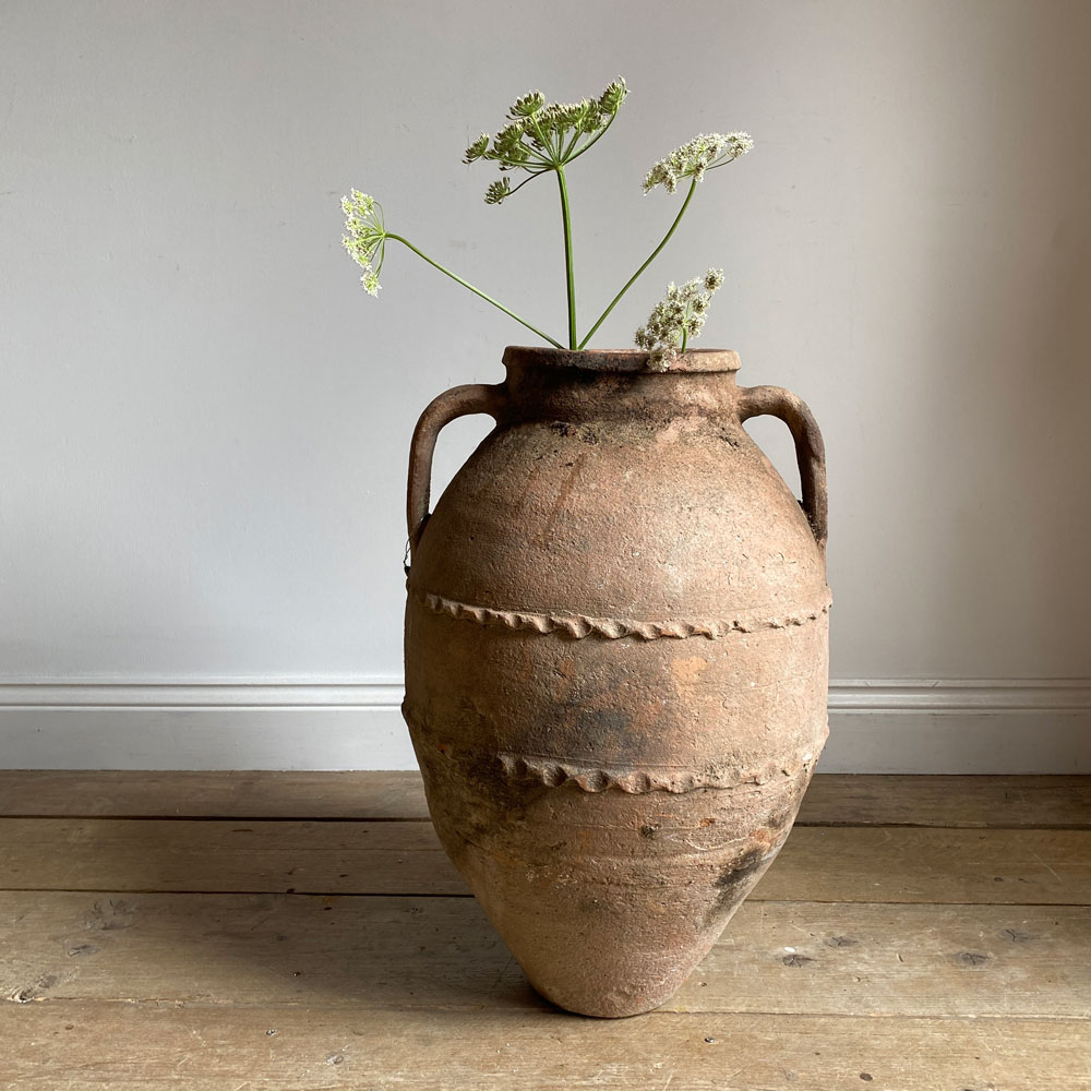Vintage Mediterranean Urn | Iris