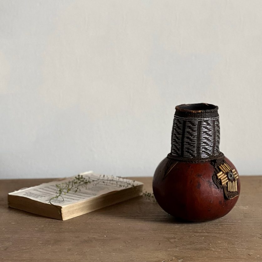 Vintage Gourd African Vase |B