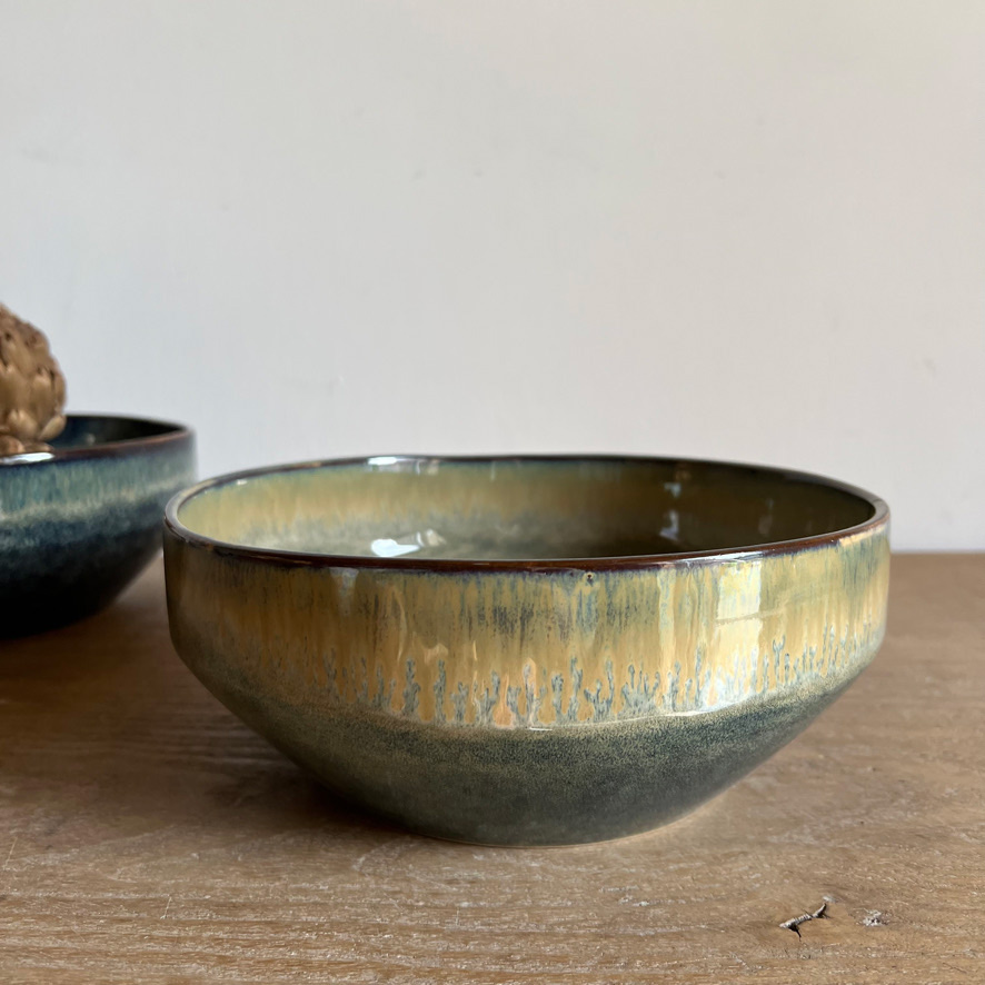 Reactive Glaze Salad Bowl