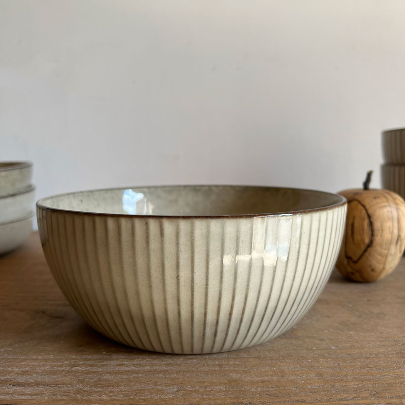 Reactive Glaze Salad Bowl
