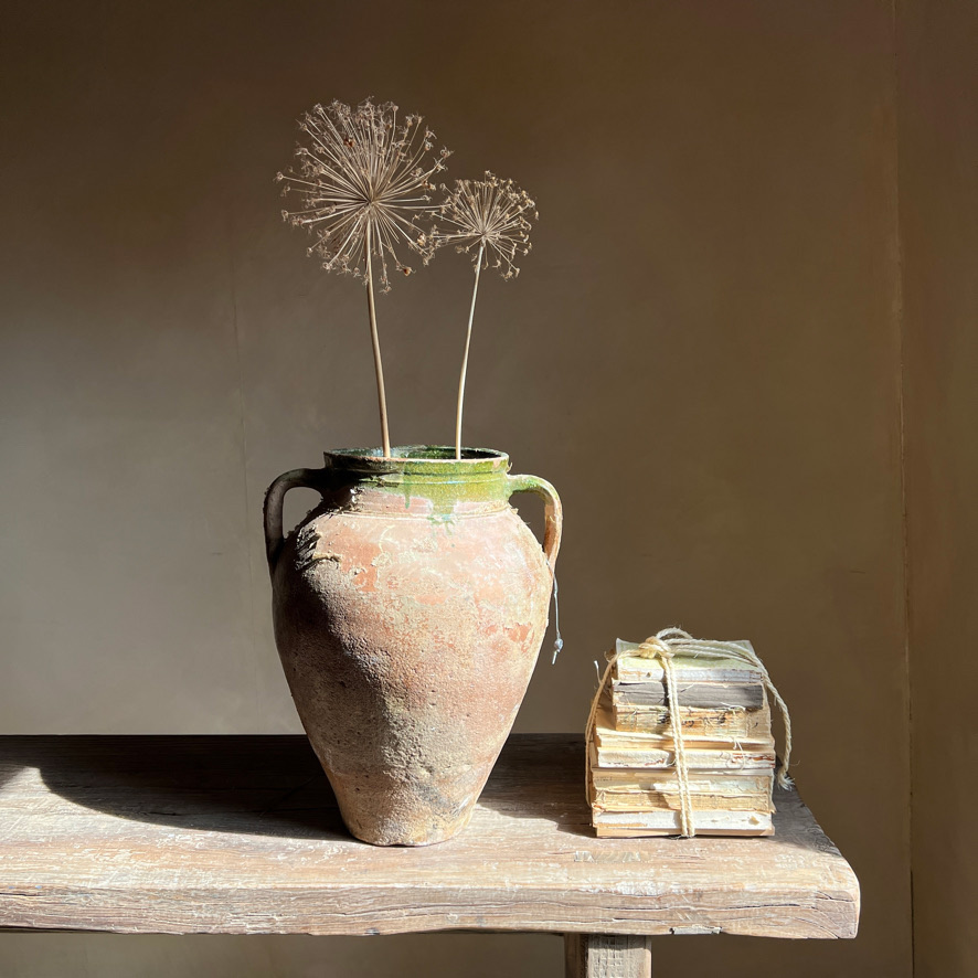 Antique Mediterranean Urn | Feriha