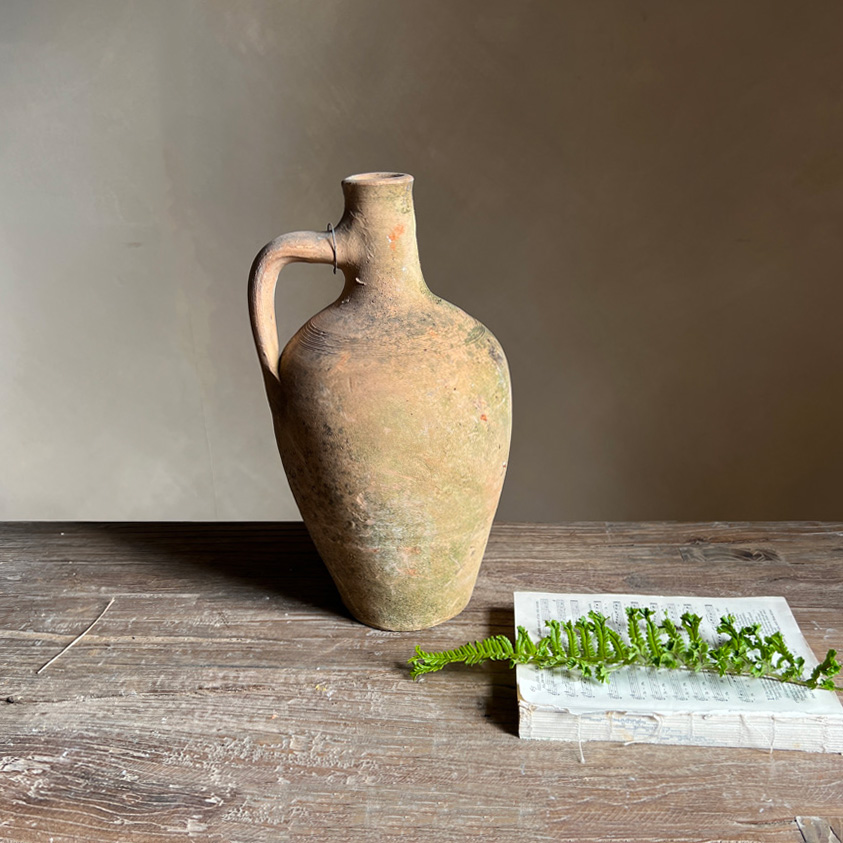 Antique Mediterranean Amphora | Frankie