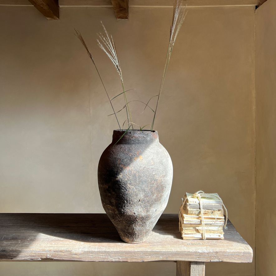 Antique Mediterranean Urn | Miray