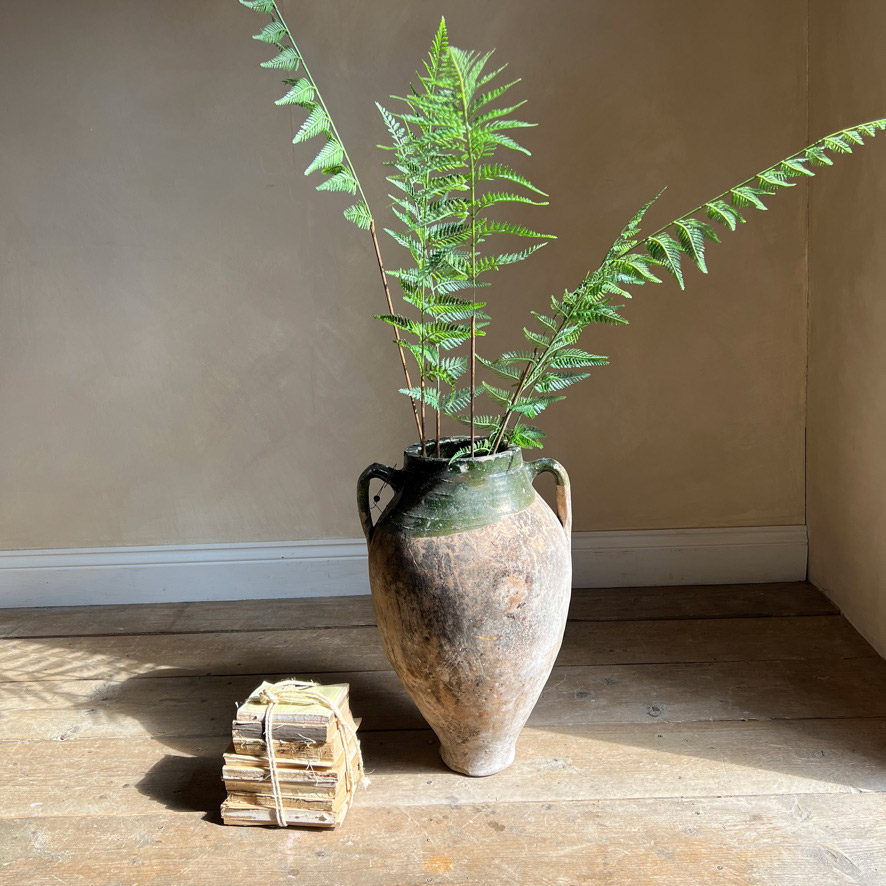 Antique Mediterranean Urn | Narin