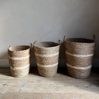 Basket natural and white