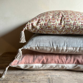 Velvet Cushion With Tassels | Grey