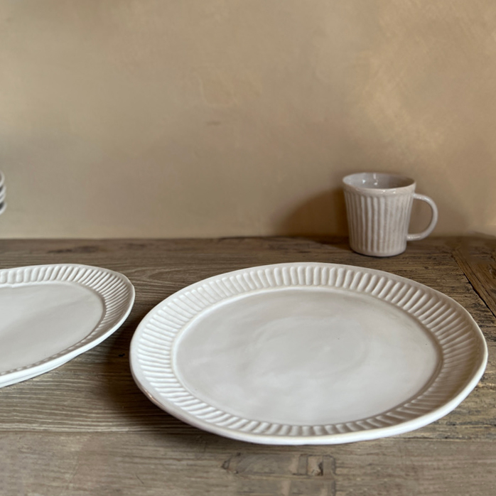 White textured dinner plate