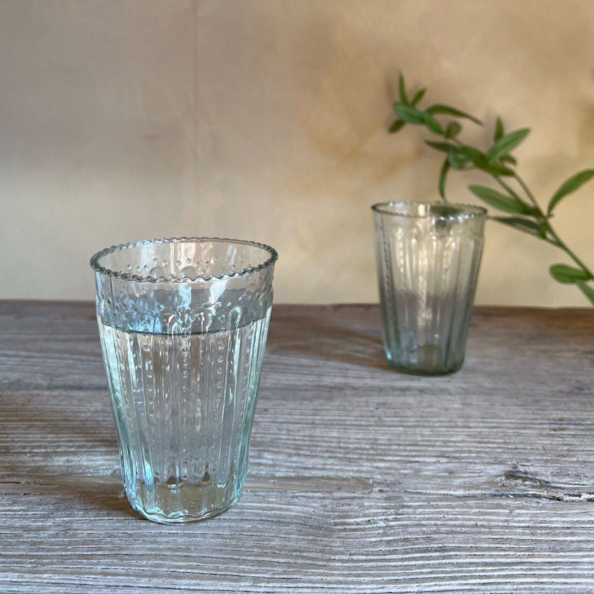 Ruffle Patterned Glass Tumbler