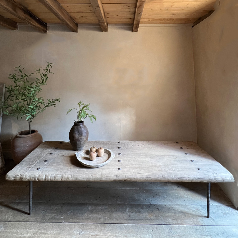 Large antique door doffee table | Sennen
