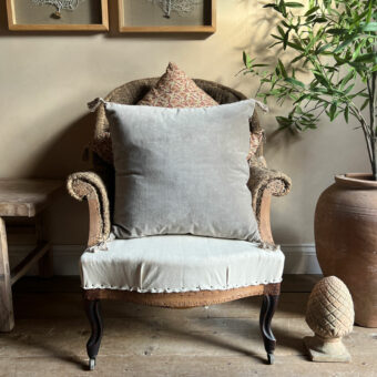 Velvet Cushion With Tassels | Grey