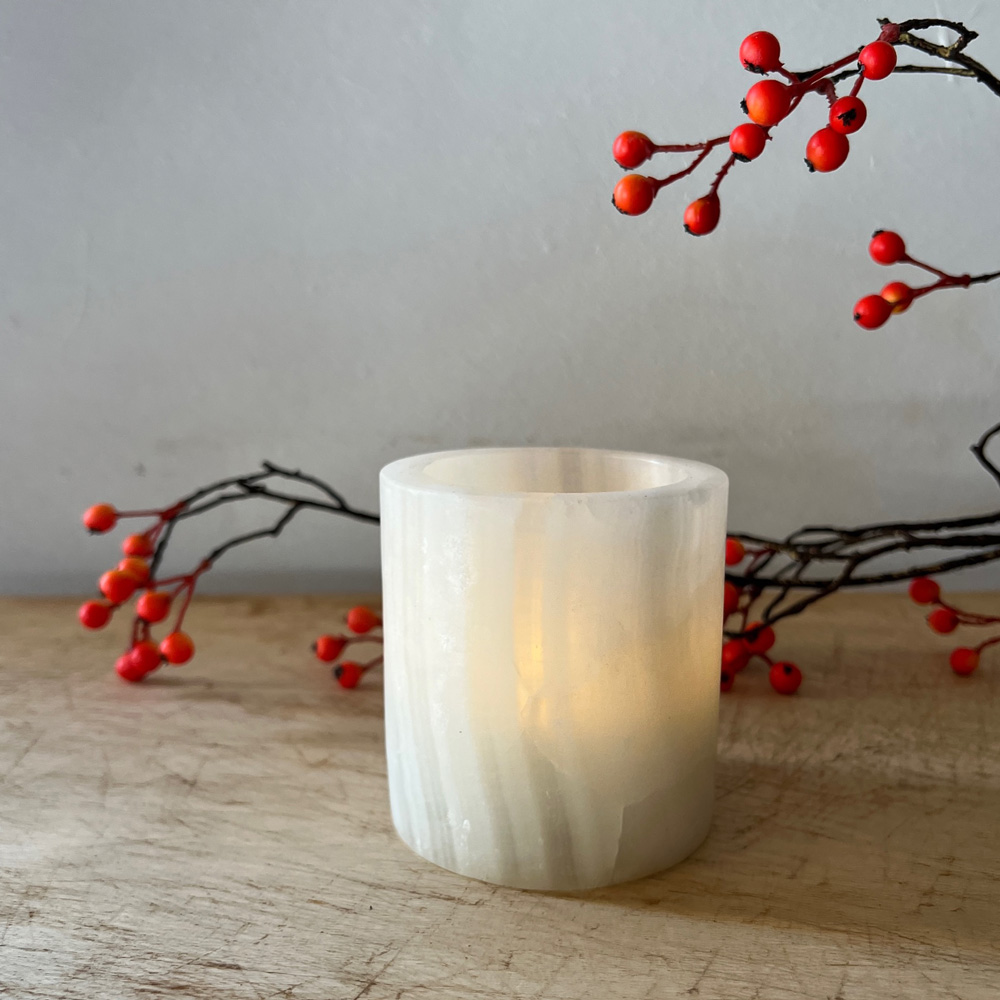 White onyx candle holder