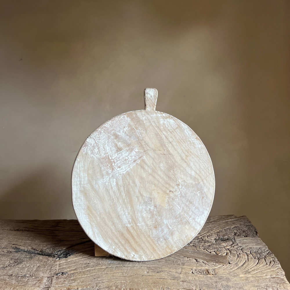 Vintage rustic breadboard | Ben