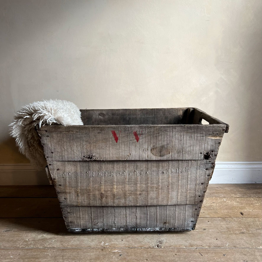blanket boxes trunks crates