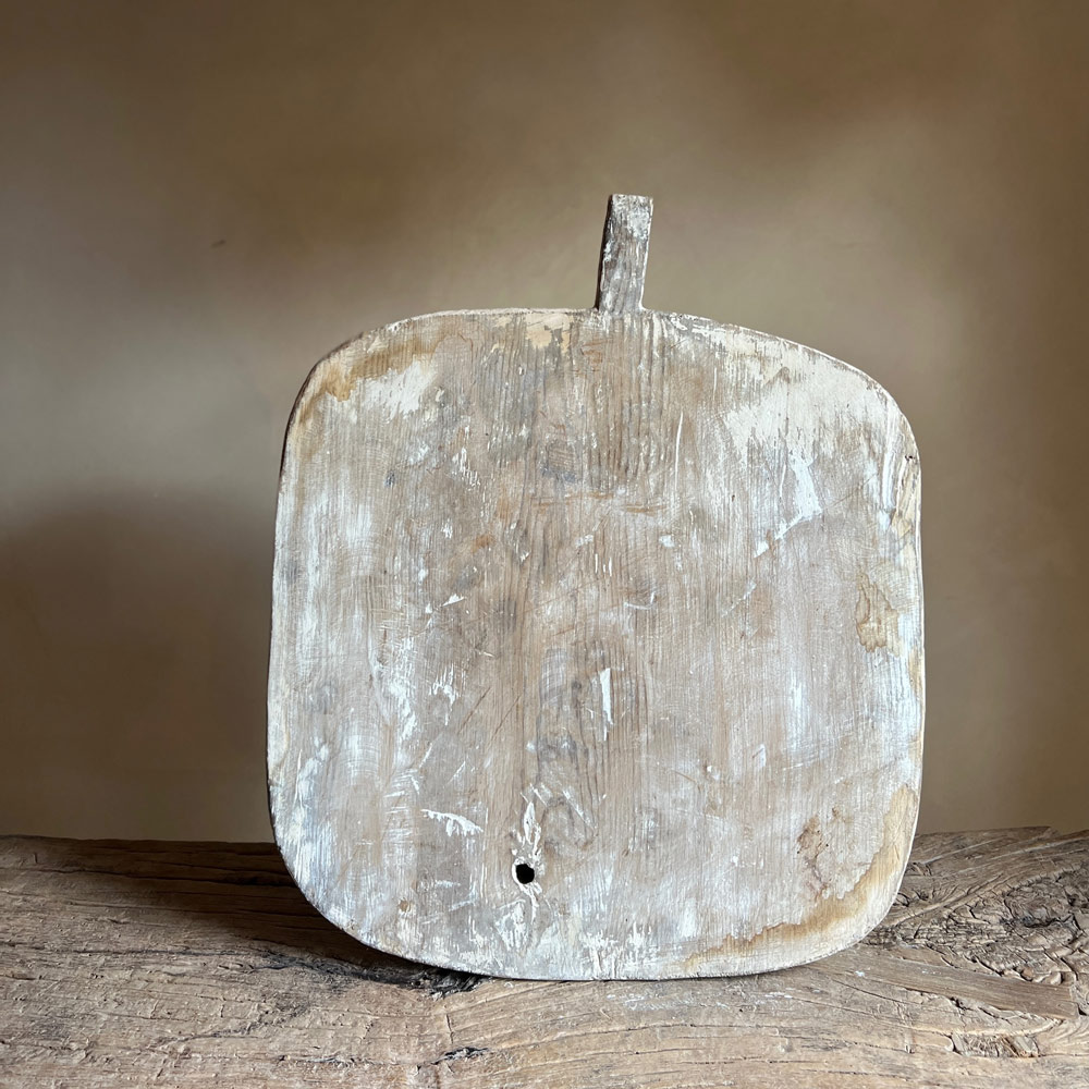 Vintage rustic breadboard | Eli