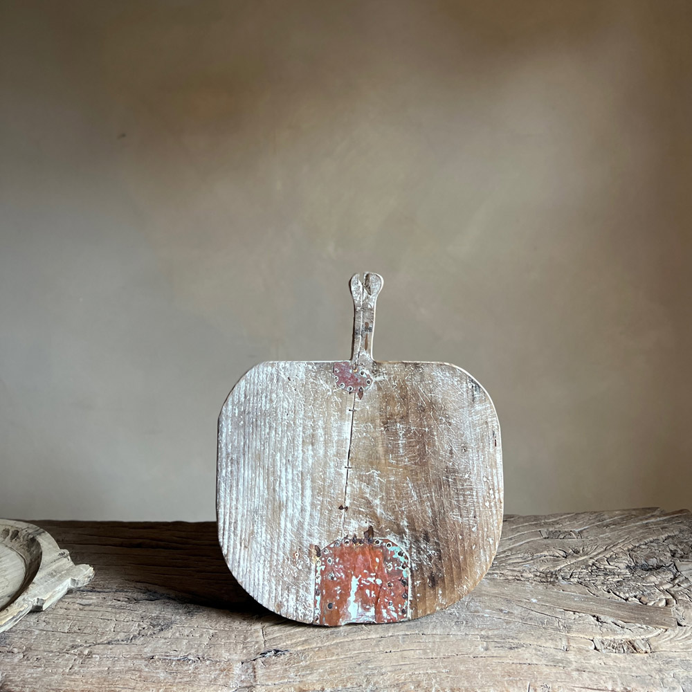 Vintage rustic breadboard | Sam