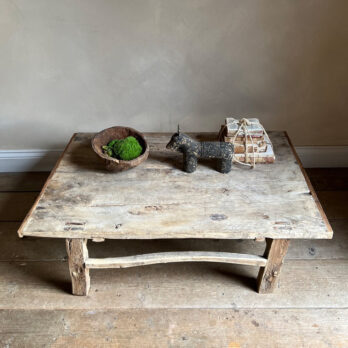 Antique Coffee table | Berkley