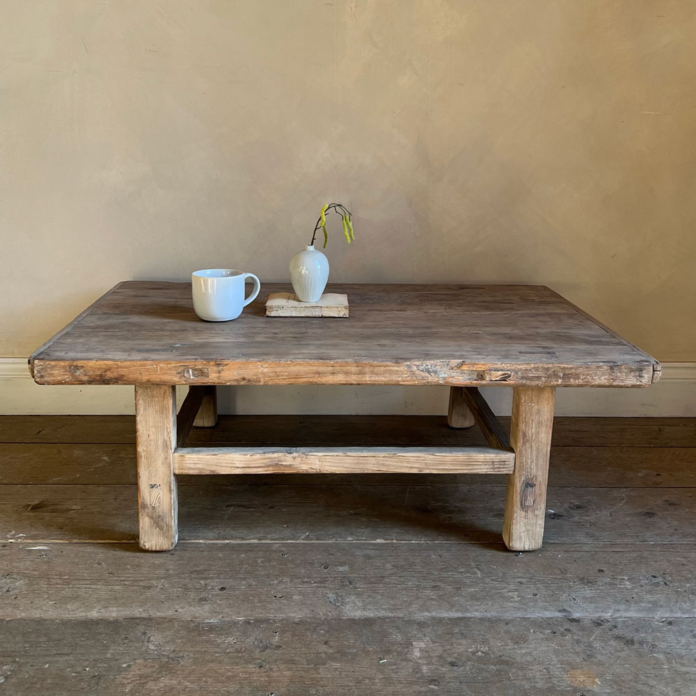 Antique Coffee table | Agatha