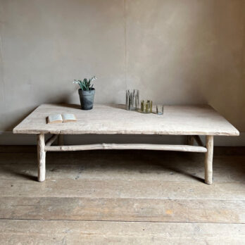 Antique coffee table | Marnie