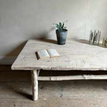 Antique coffee table | Marnie