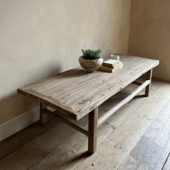 Antique coffee table | Macy