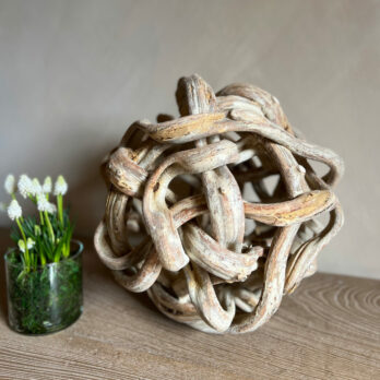 Decorative sphere root sculpture