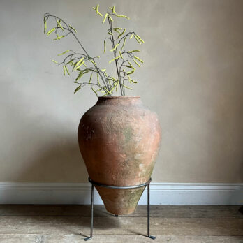 Antique Mediterranean Urn | Fingest