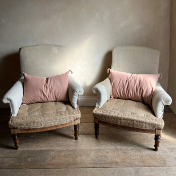 Antique French Armchair | Lille