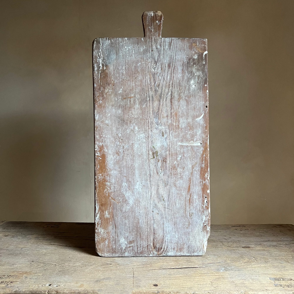 Large Vintage Rustic Breadboard | Rettendon