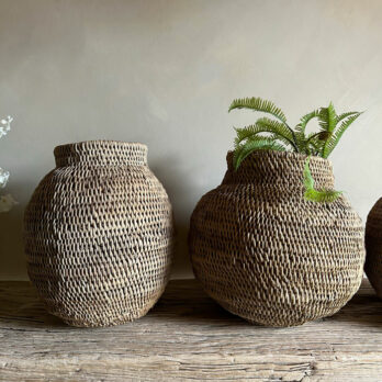 Large natural woven palm vase | Buhera