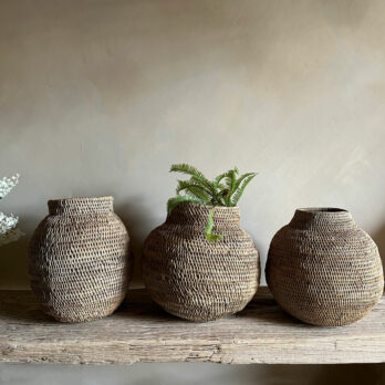 Large natural woven palm vase | Buhera