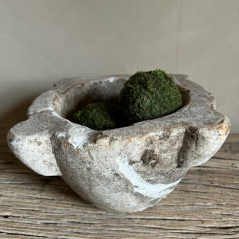 Antique stone mortar | Hugo