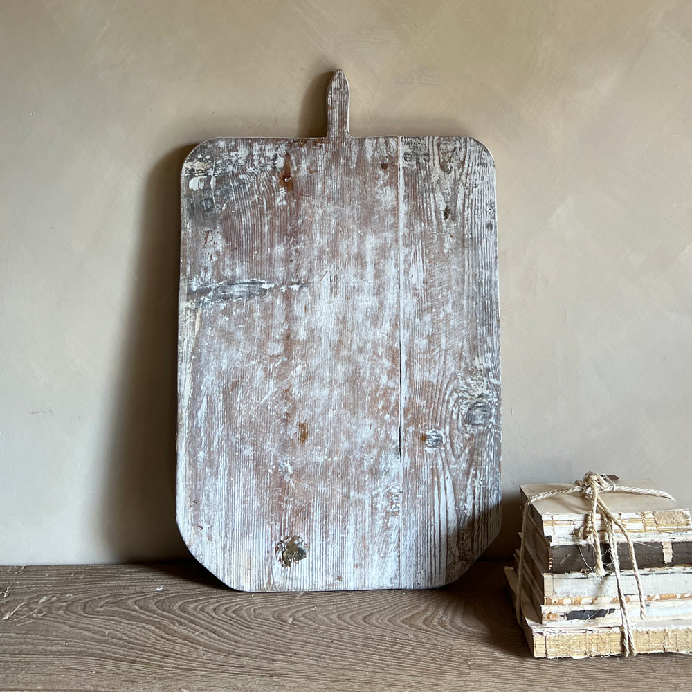 Vintage Rustic Breadboard | Apelles