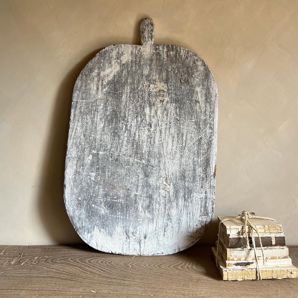 Vintage Rustic Breadboard | Apollo