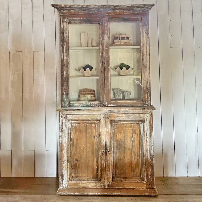 Antique glazed French dresser | Maribel