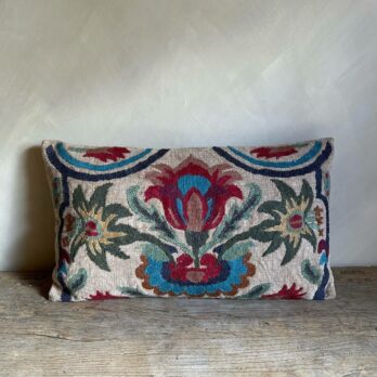 Embroidered cushion 60x35cm | Saffie