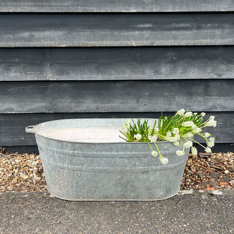 VINTAGE GALVANISED TIN BATH | LARGE A