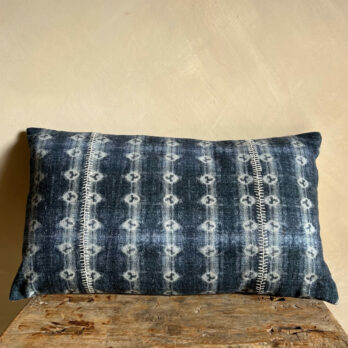 Indigo print cushion 60x35cm | Nala