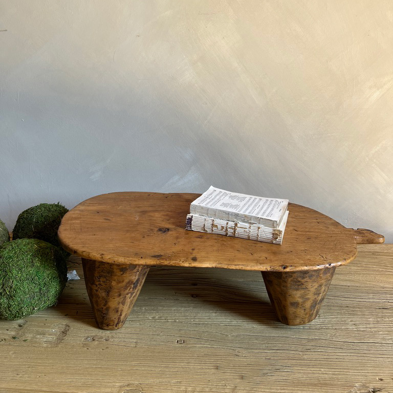 Vintage rustic tray stool | Noa