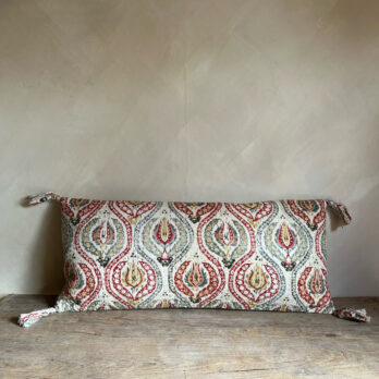 Cushion with stitching detail |Flora